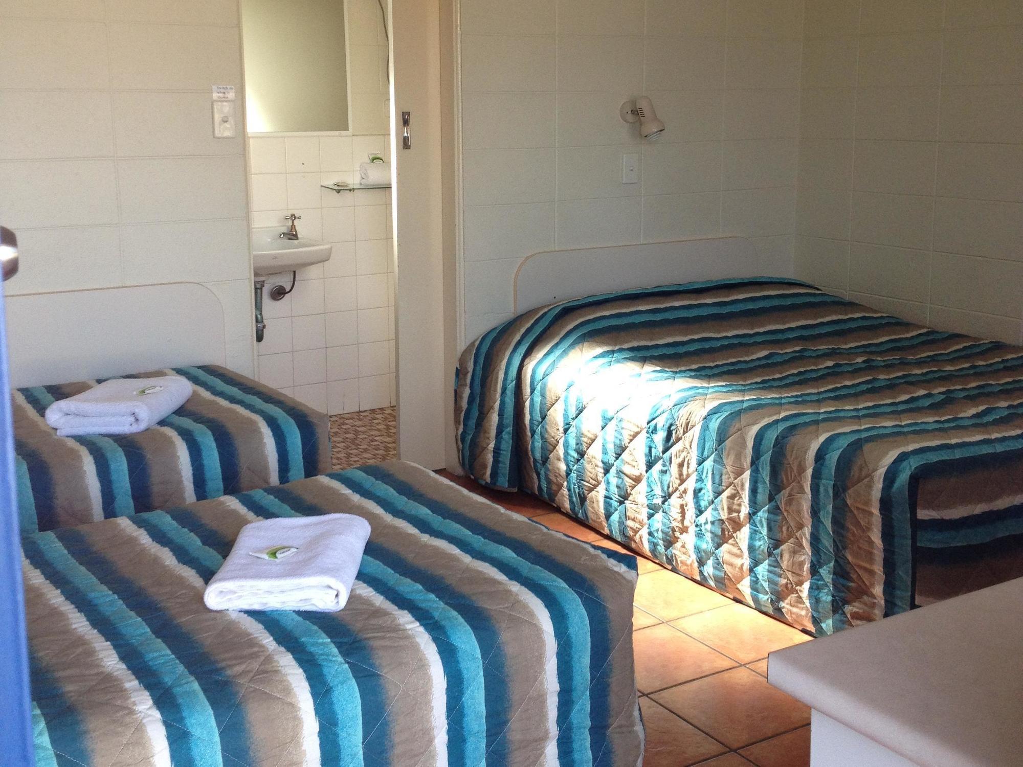 גולד קוסט Sunburst Motel מראה חיצוני תמונה