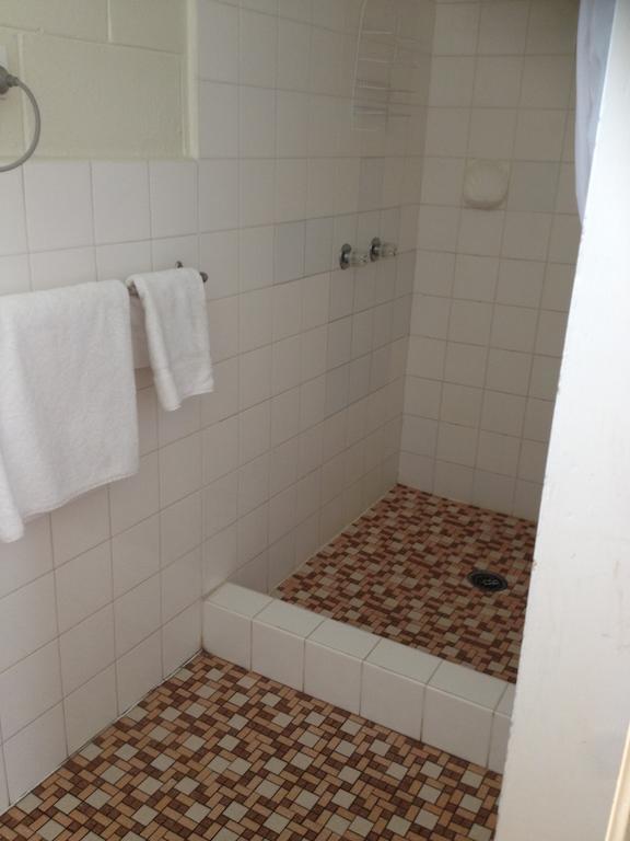 גולד קוסט Sunburst Motel חדר תמונה